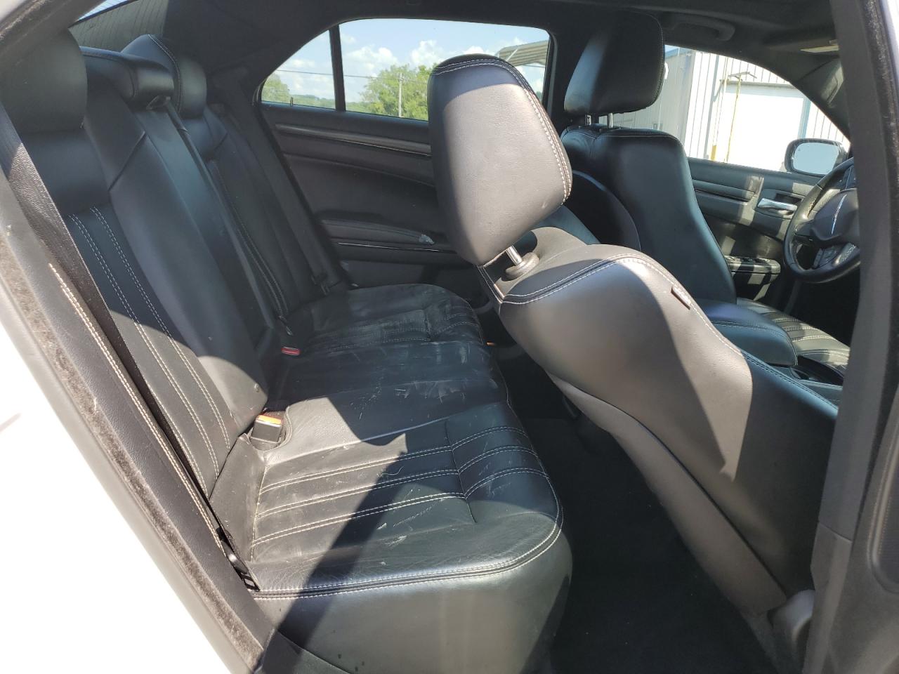 2C3CCABG5FH807854 2015 Chrysler 300 S