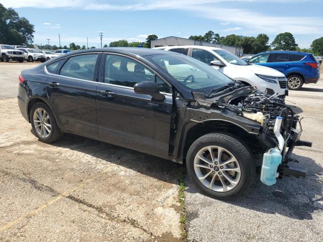 VIN 3FA6P0HDXLR111582 2020 Ford Fusion, SE no.4