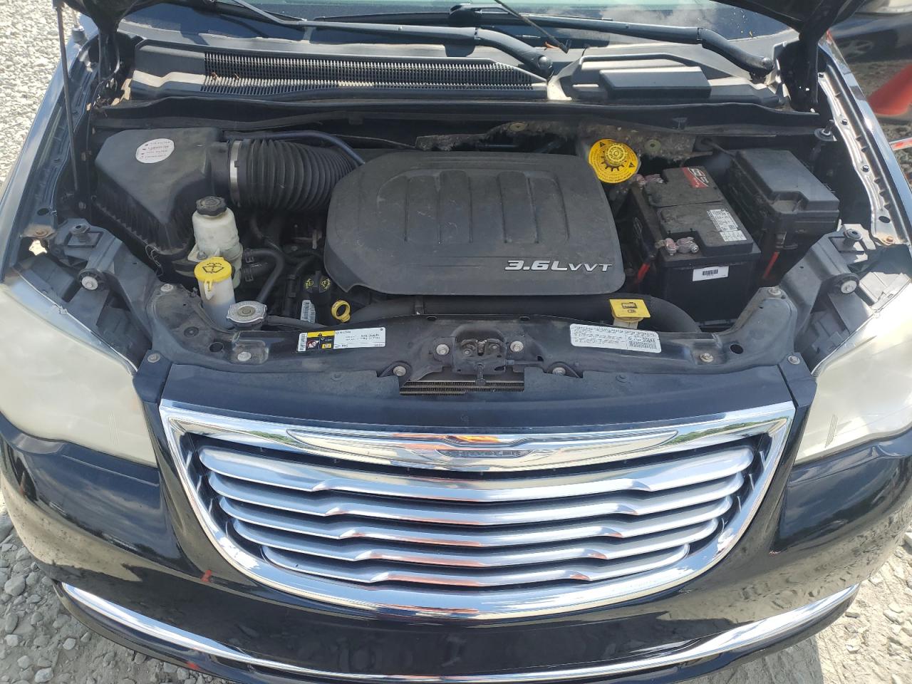 2C4RC1CG3ER224454 2014 Chrysler Town & Country Touring L