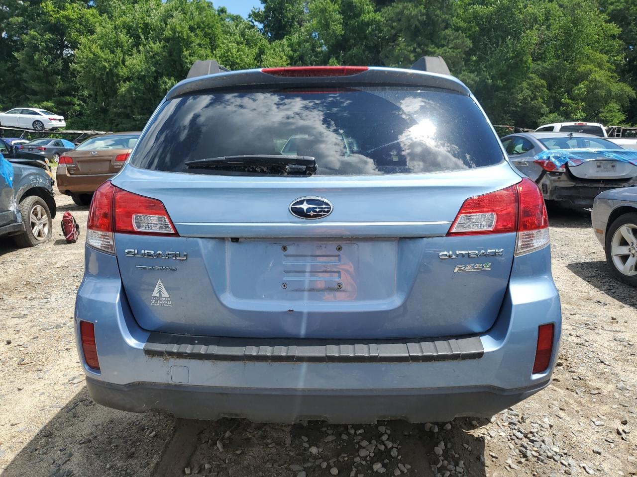 4S4BRBGC2B3368106 2011 Subaru Outback 2.5I Premium