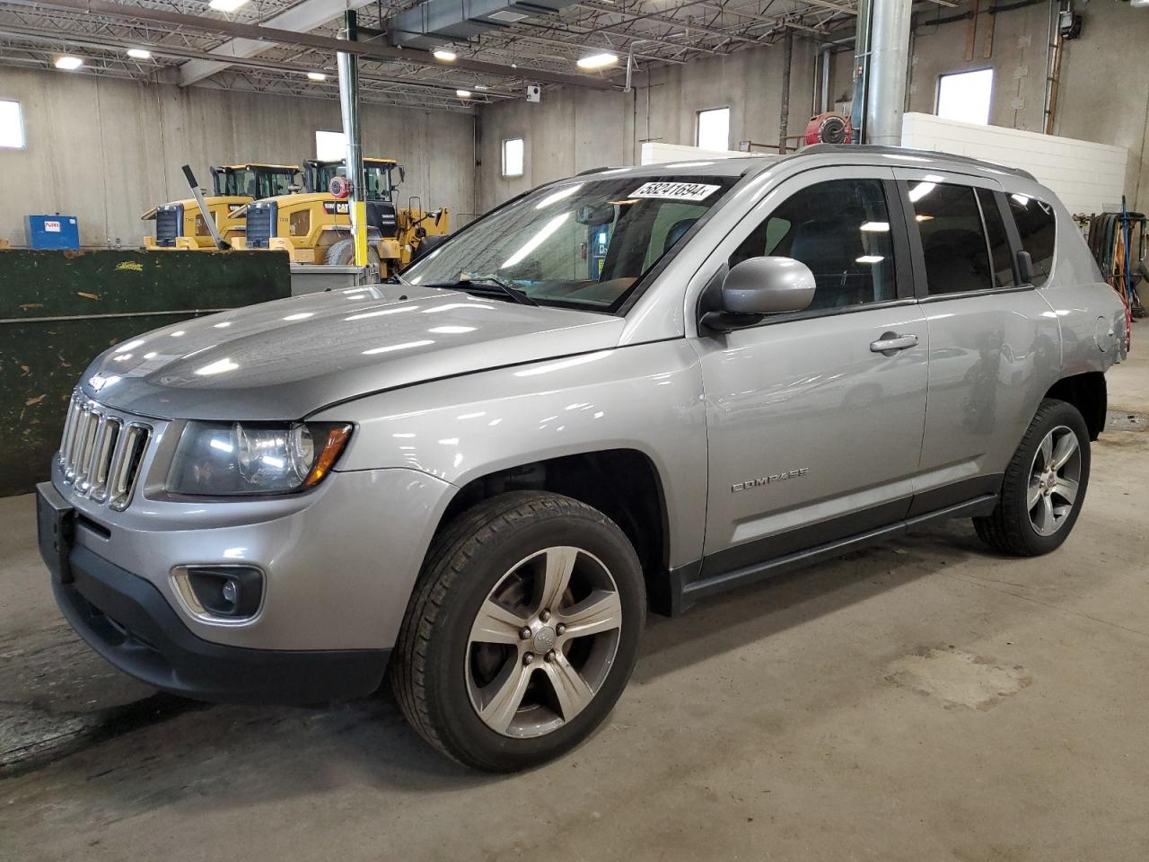 1C4NJCEA5GD760675 2016 Jeep Compass Latitude