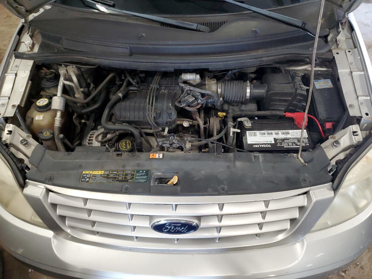 2FMZA50614BA41890 2004 Ford Freestar S