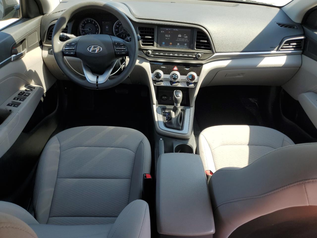 5NPD84LFXKH407914 2019 Hyundai Elantra Sel