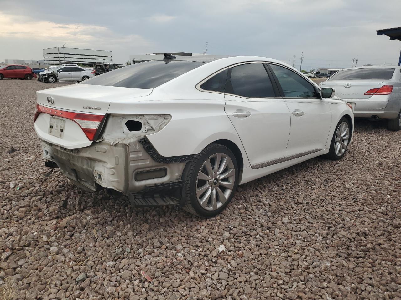 KMHFH4JG2EA344805 2014 Hyundai Azera Gls