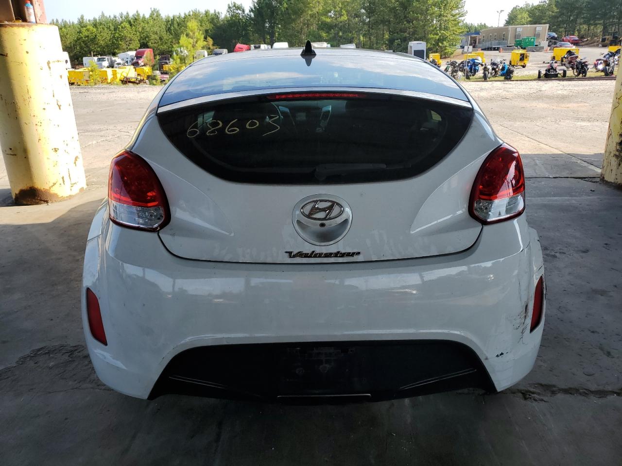 KMHTC6AD2HU317237 2017 Hyundai Veloster
