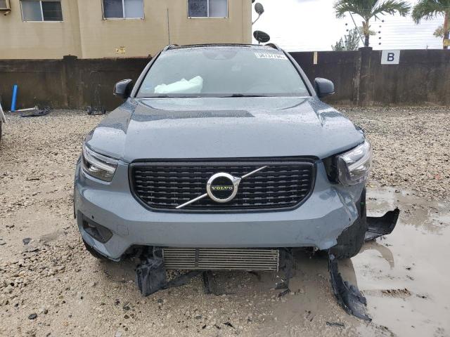 2020 Volvo Xc40 T5 R-Design VIN: YV4162UM4L2207377 Lot: 58737794