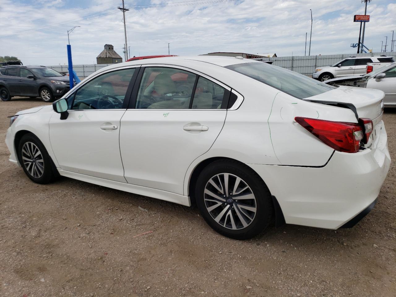 2019 Subaru Legacy 2.5I vin: 4S3BNAB6XK3008349