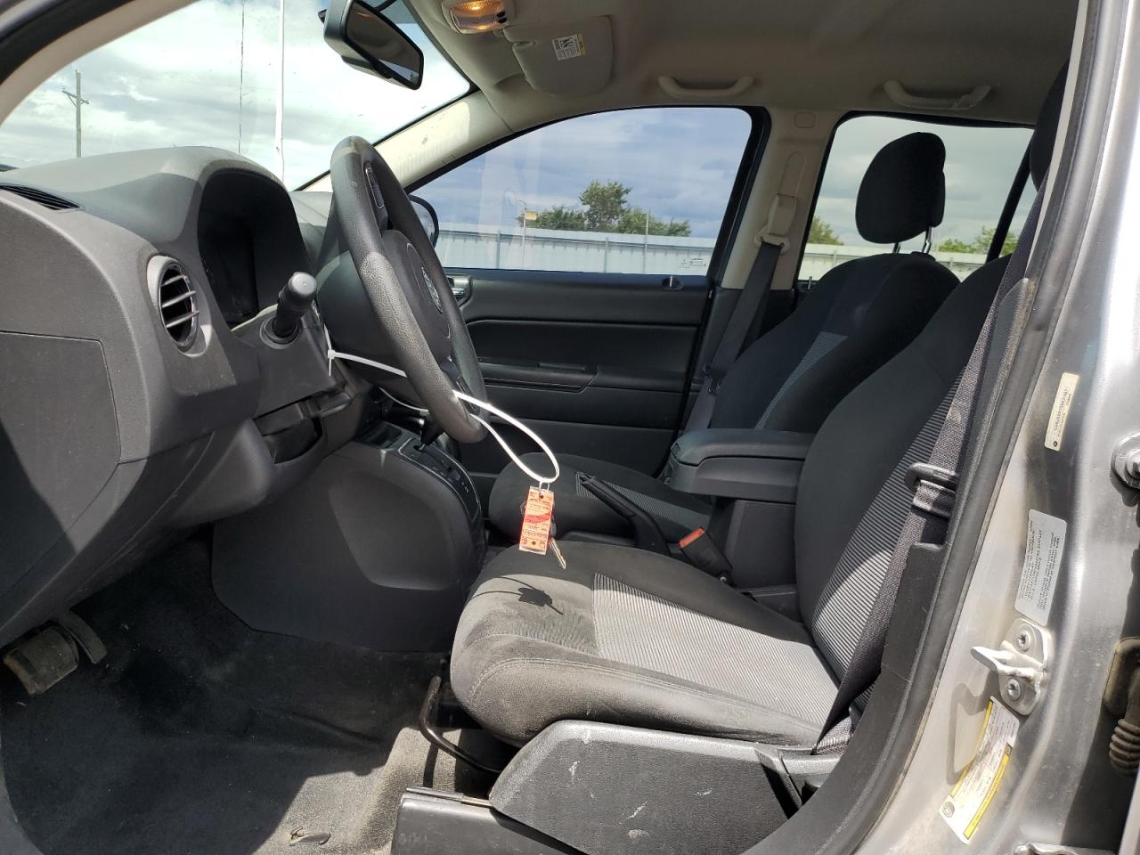 1C4NJDBB7GD631467 2016 Jeep Compass Sport