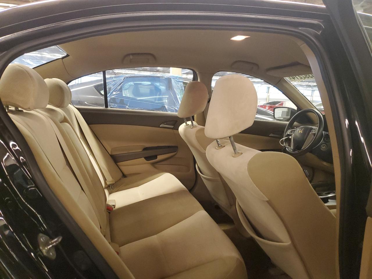 1HGCP2F43AA164144 2010 Honda Accord Lxp