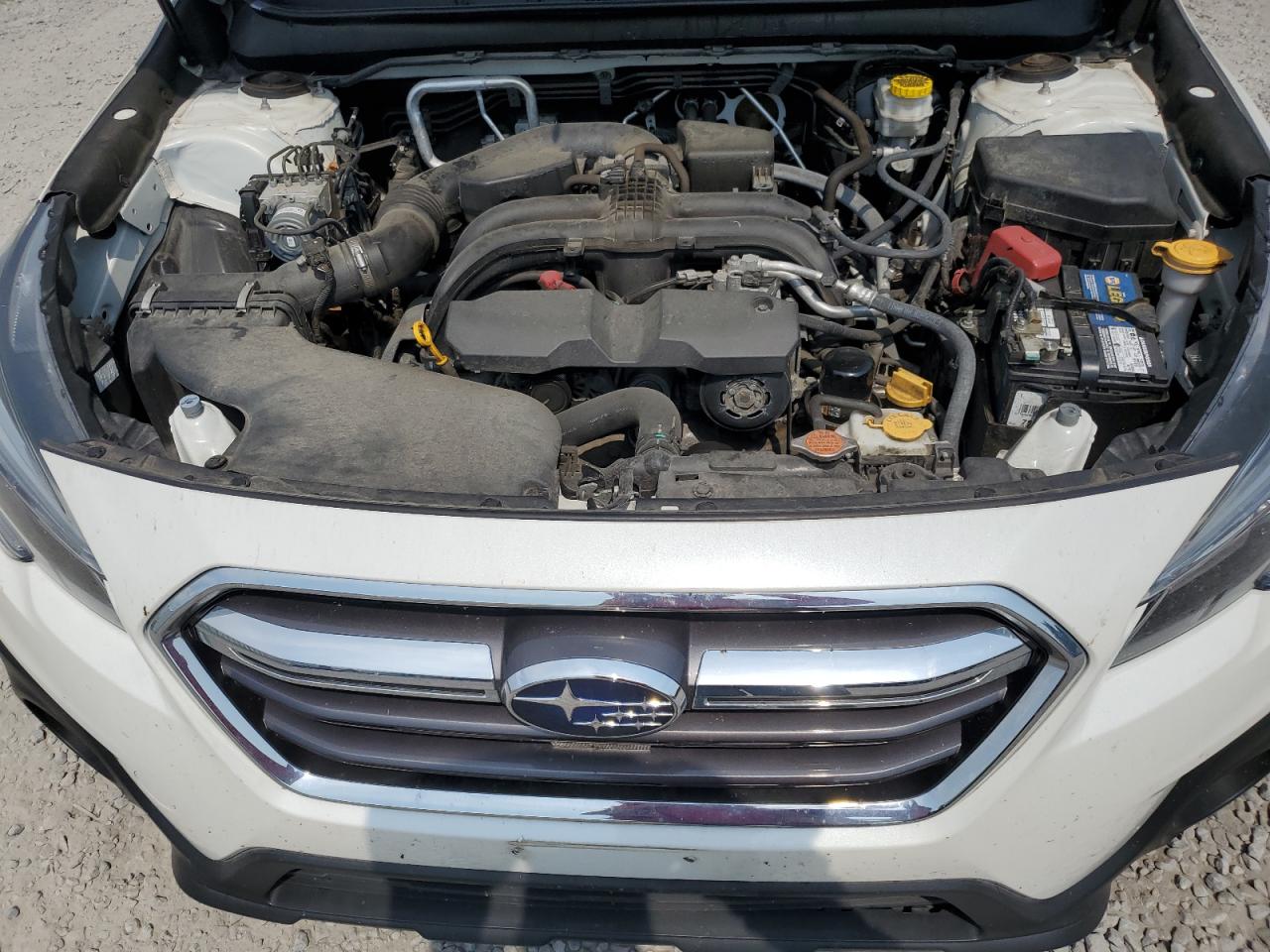 4S4BSANC4J3292615 2018 Subaru Outback 2.5I Limited