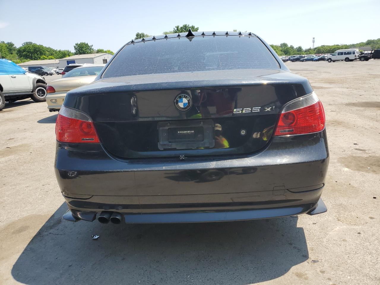 WBANF33547CS41630 2007 BMW 525 Xi