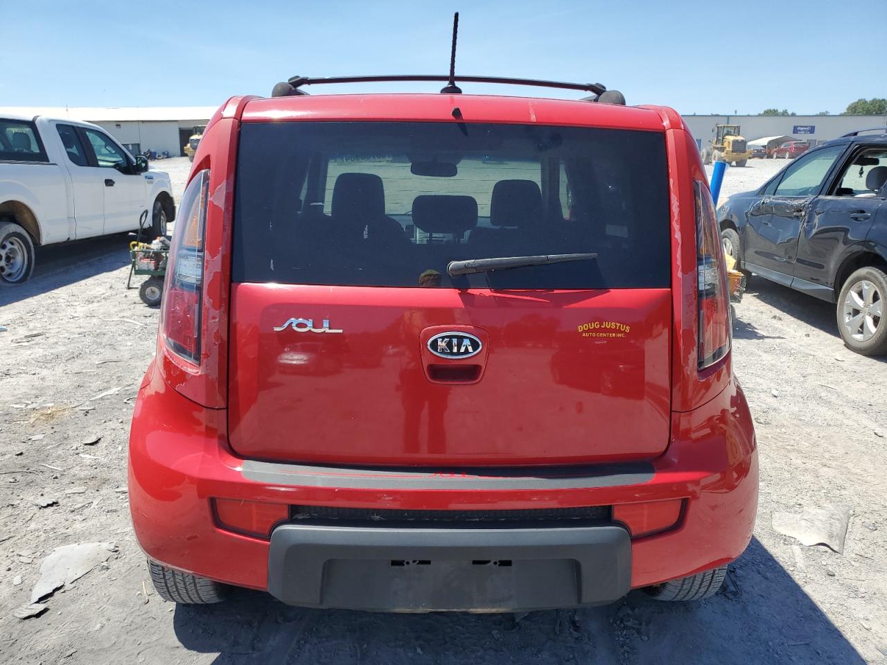 KNDJT2A27A7087136 2010 Kia Soul +