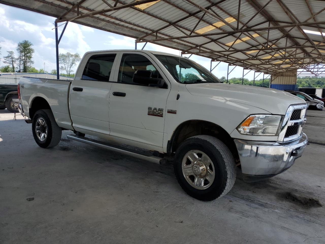 2015 Ram 2500 St vin: 3C6UR5CJ3FG566318