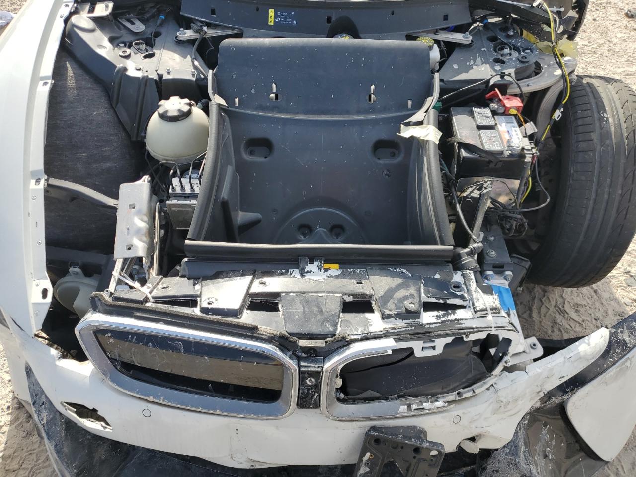 WBY2Z2C34HV676805 2017 BMW I8