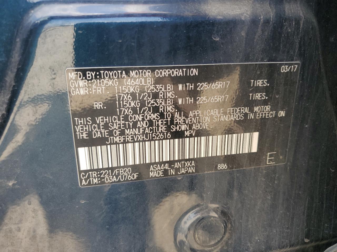 JTMBFREVXHJ152616 2017 Toyota Rav4 Le