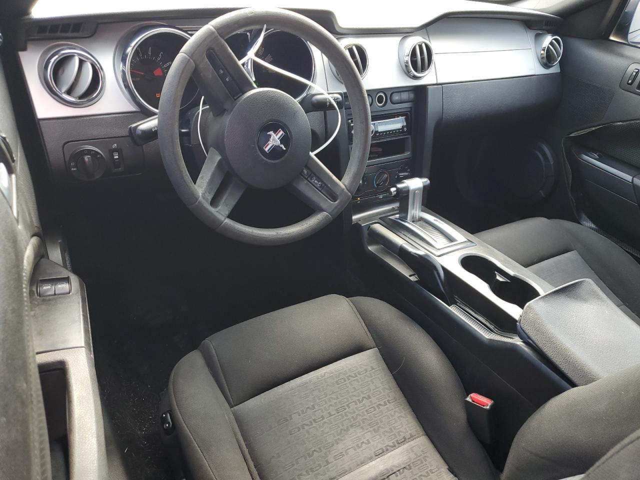 1ZVHT80NX85160533 2008 Ford Mustang