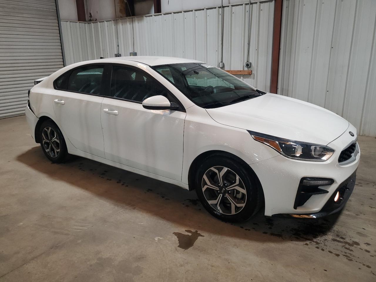 3KPF24AD4ME313417 2021 Kia Forte Fe