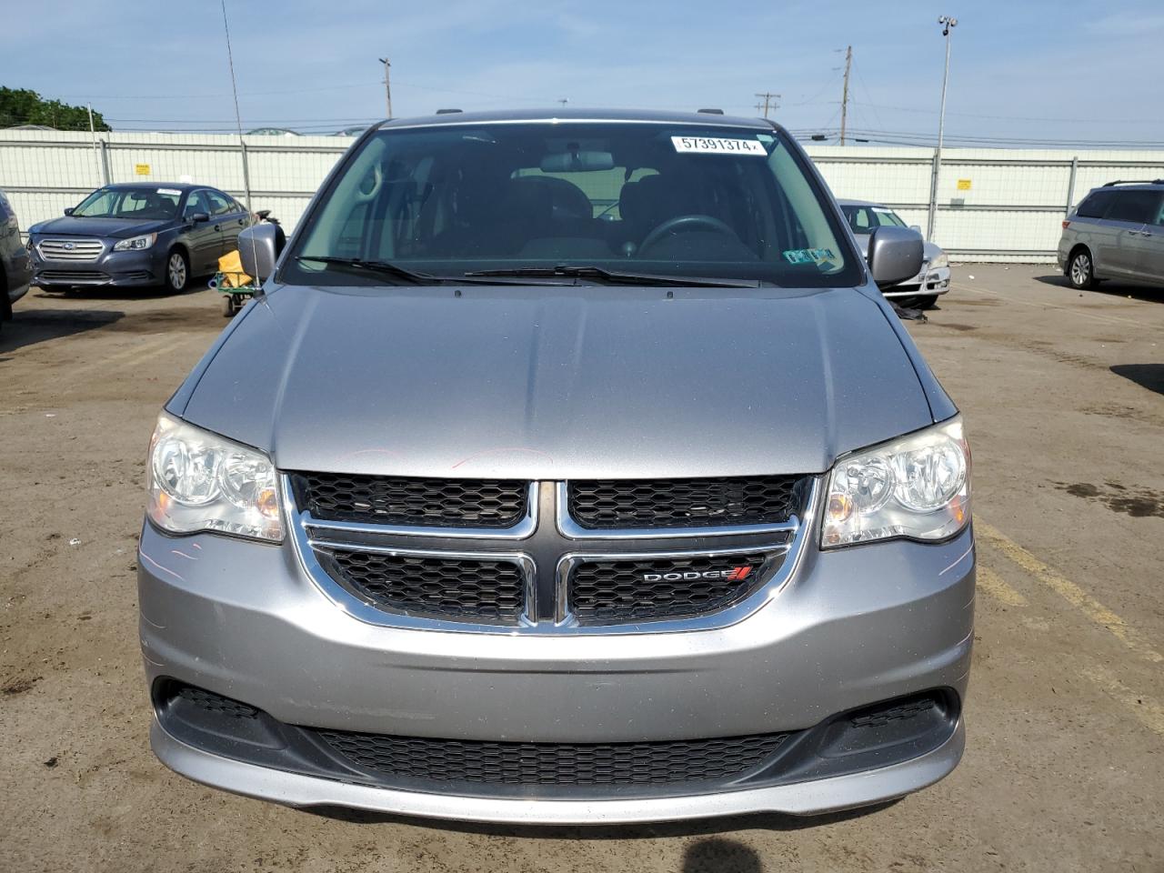 2C4RDGCG5ER140667 2014 Dodge Grand Caravan Sxt