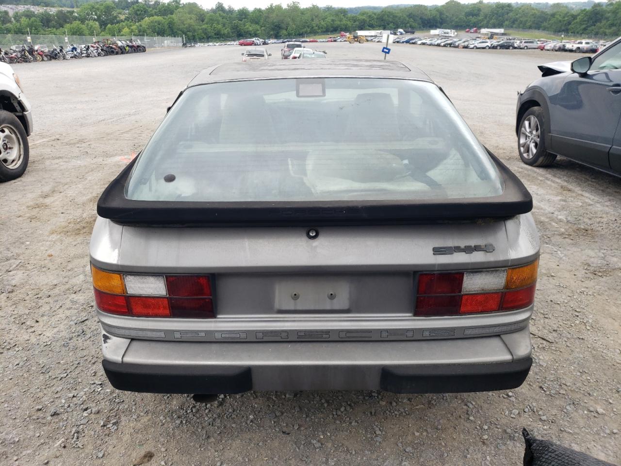 WP0AB094XHN475836 1987 Porsche 944