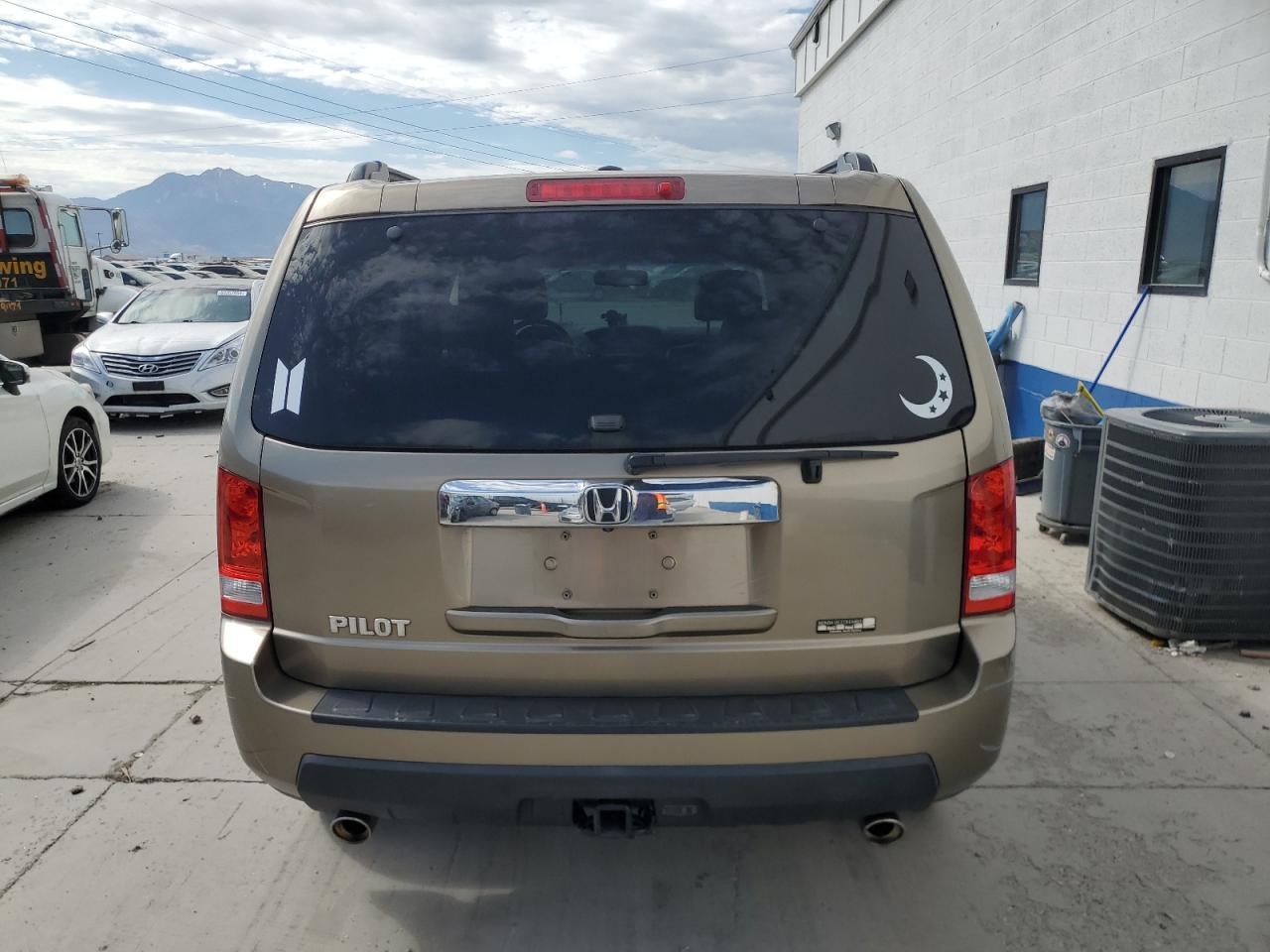 5FNYF3H55BB050612 2011 Honda Pilot Exl