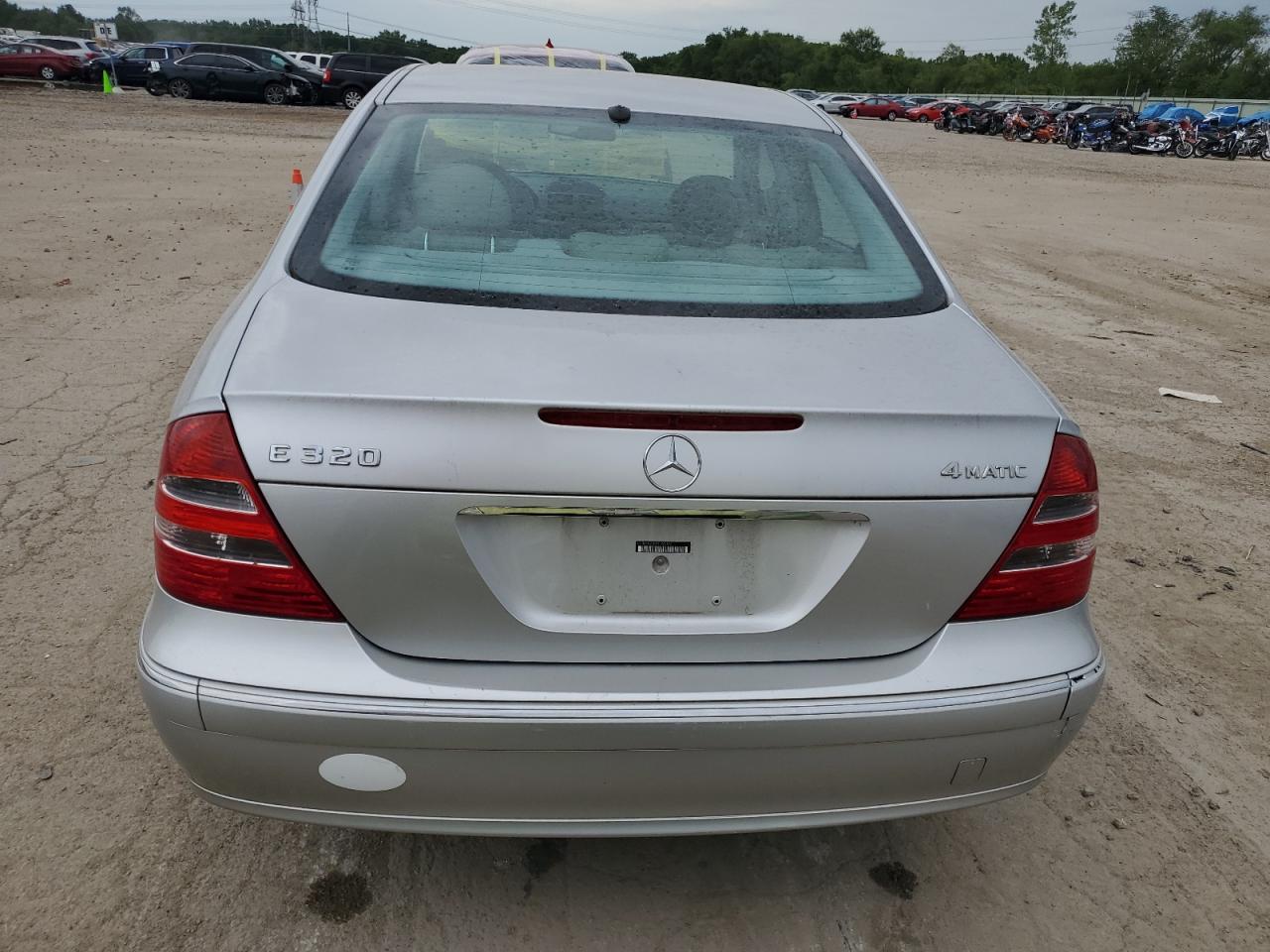 WDBUF82JX4X165392 2004 Mercedes-Benz E 320 4Matic