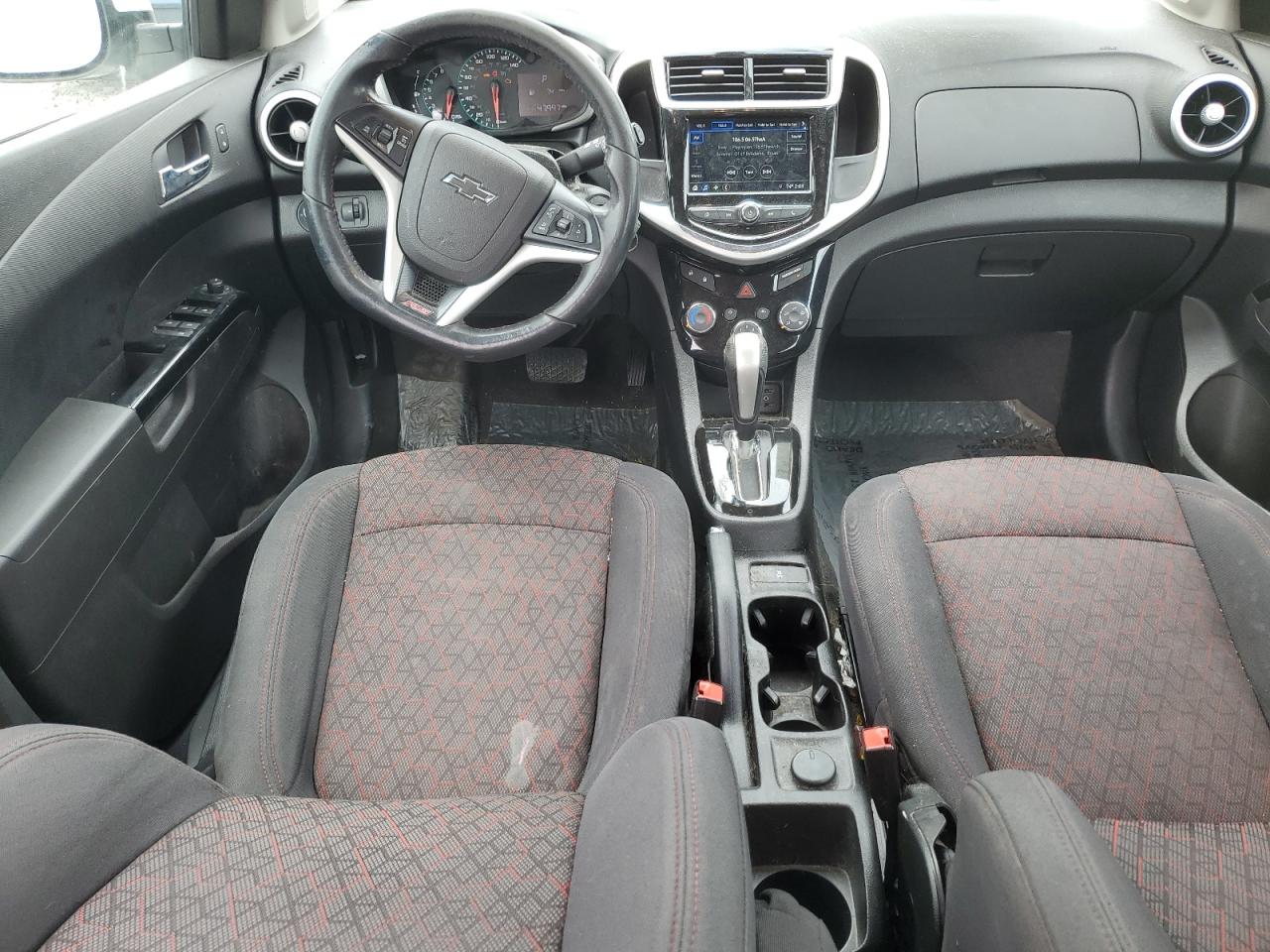 1G1JD6SB6K4150676 2019 Chevrolet Sonic Lt