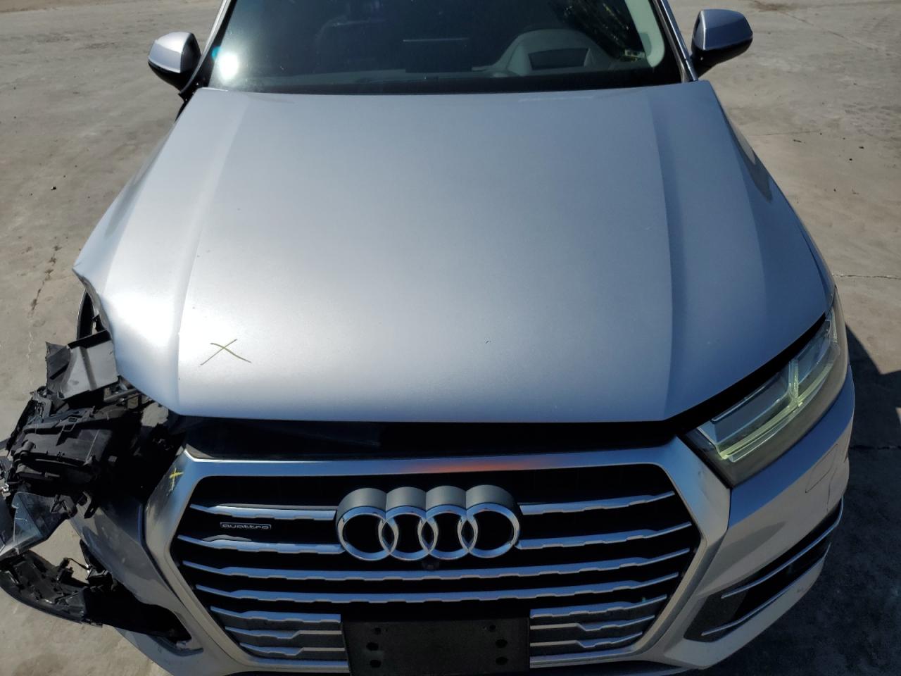 WA1VAAF71JD044400 2018 Audi Q7 Prestige