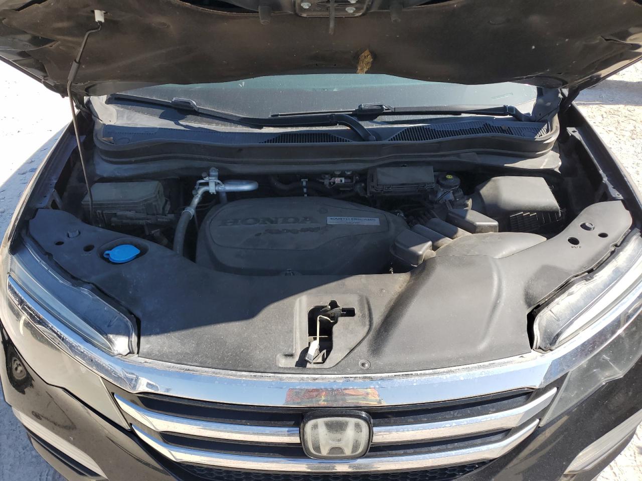 5FNYF5H98GB032448 2016 Honda Pilot Touring