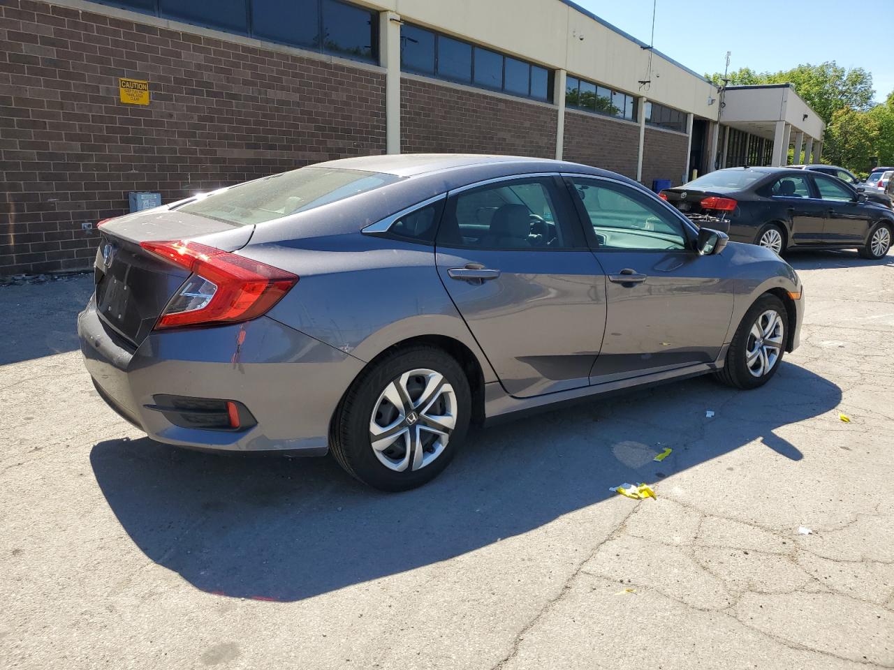 2017 Honda Civic Lx vin: 19XFC2F54HE007388