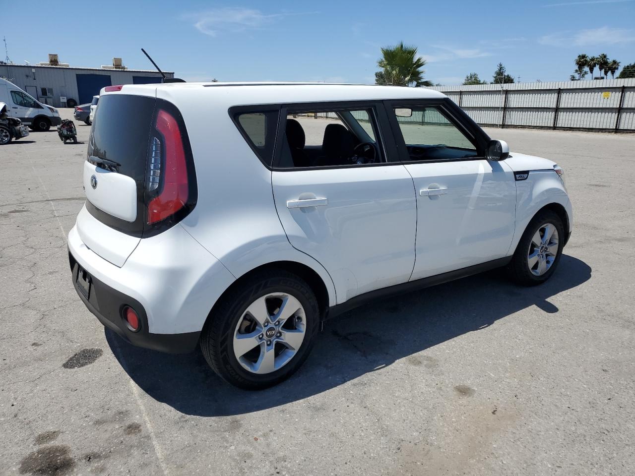 2017 Kia Soul vin: KNDJN2A25H7494750