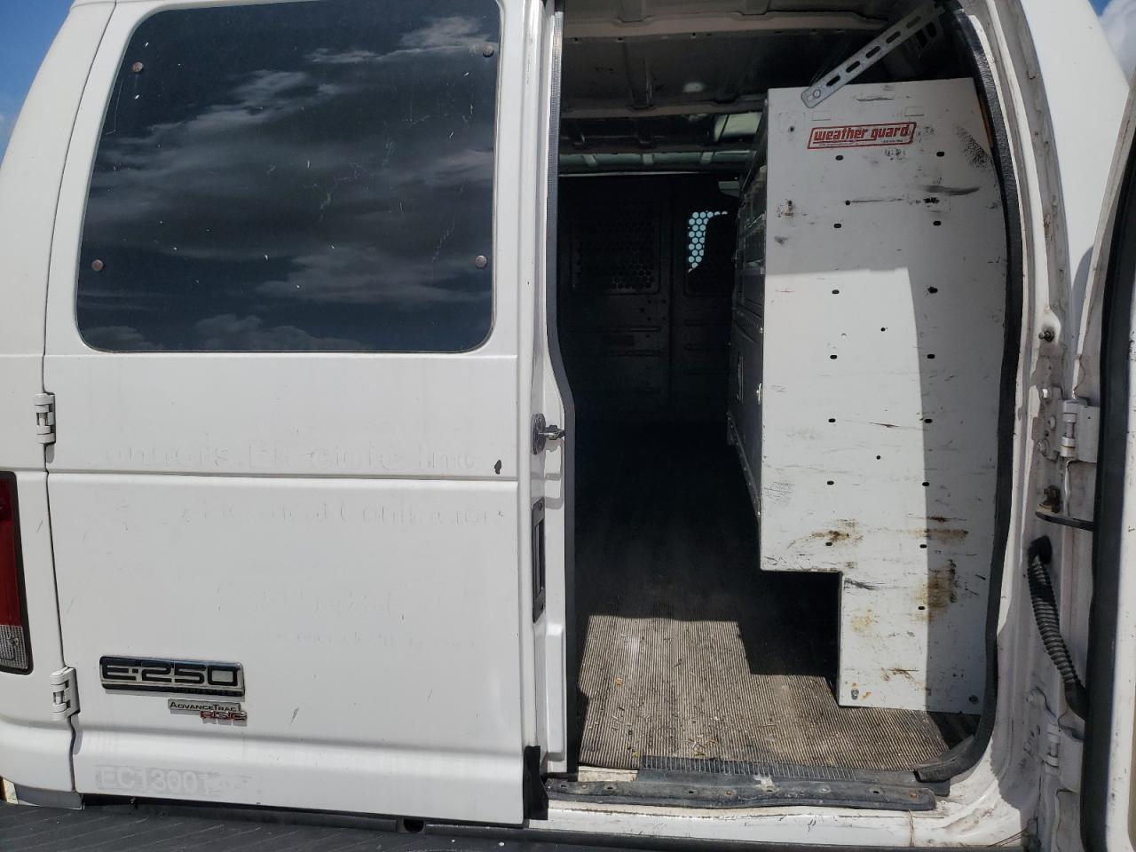 1FTNE2EW1BDA99262 2011 Ford Econoline E250 Van