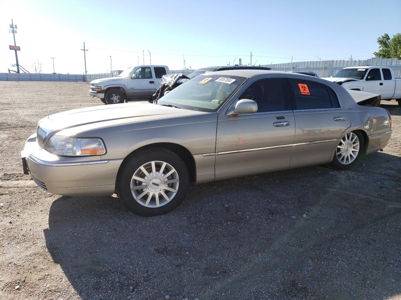 1LNHM81WX6Y601706 2006 Lincoln Town Car Signature