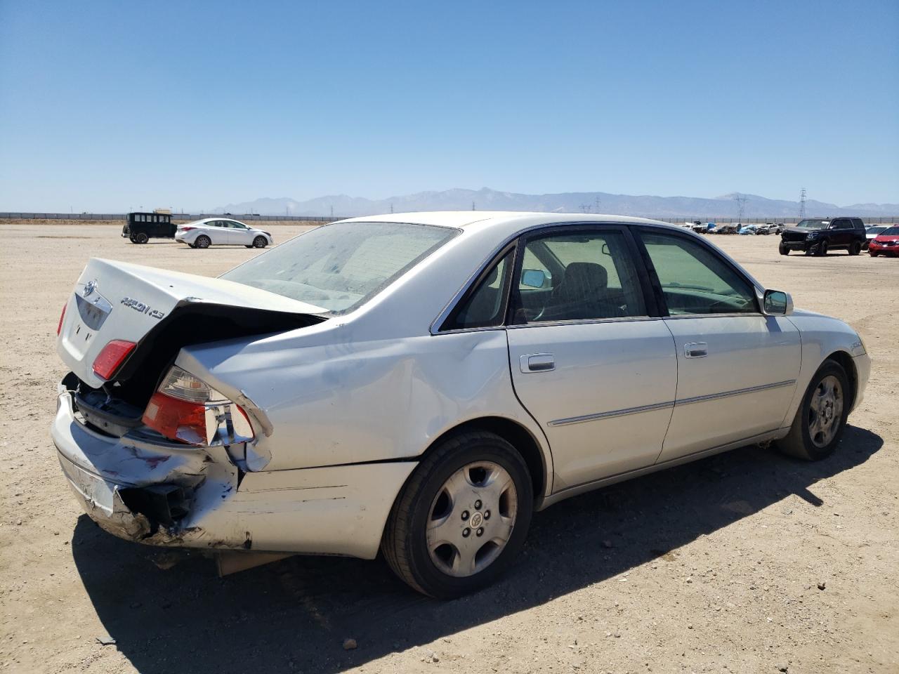 Lot #2679719078 2003 TOYOTA AVALON XL