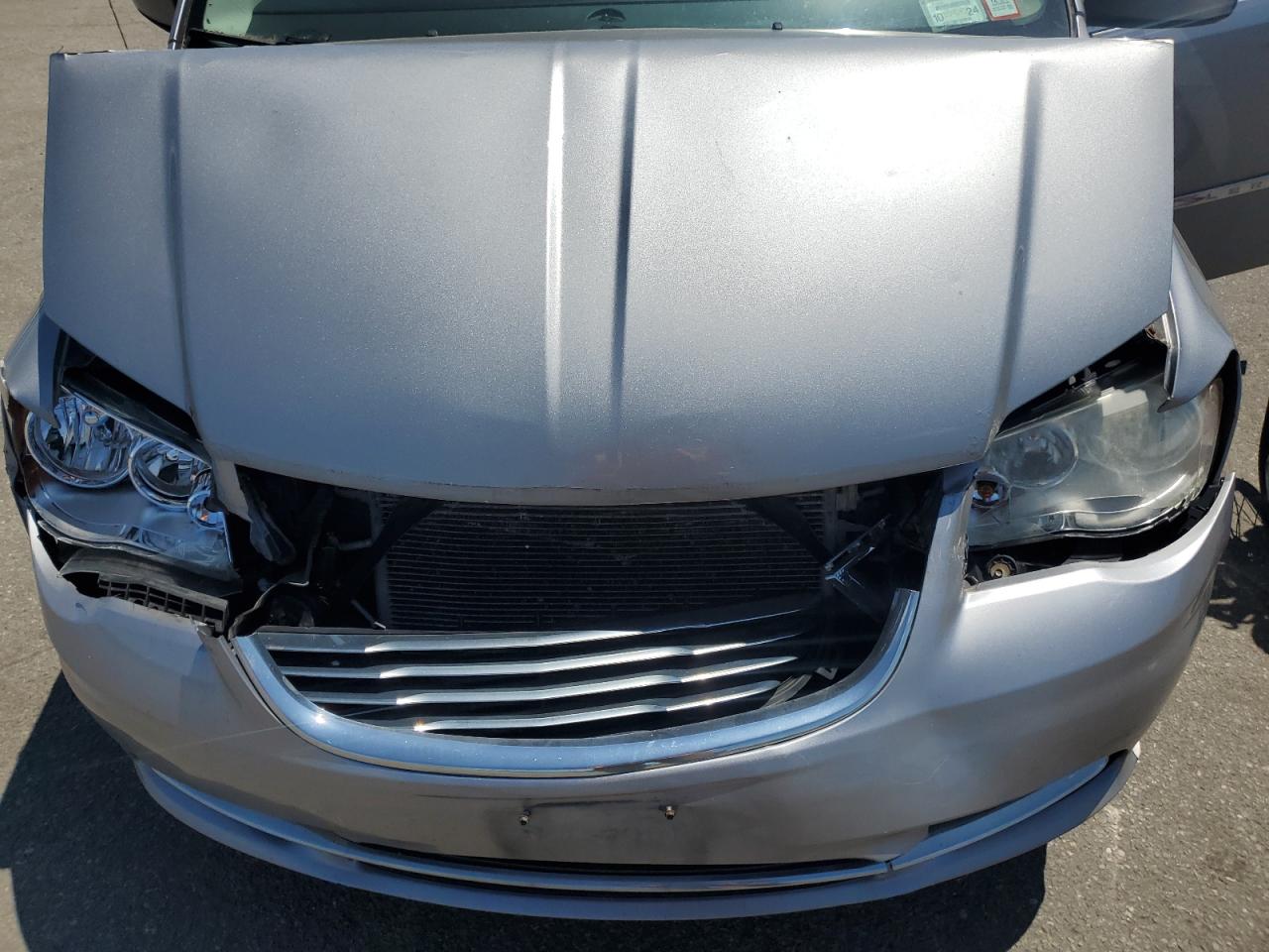 2C4RC1BG0DR805894 2013 Chrysler Town & Country Touring