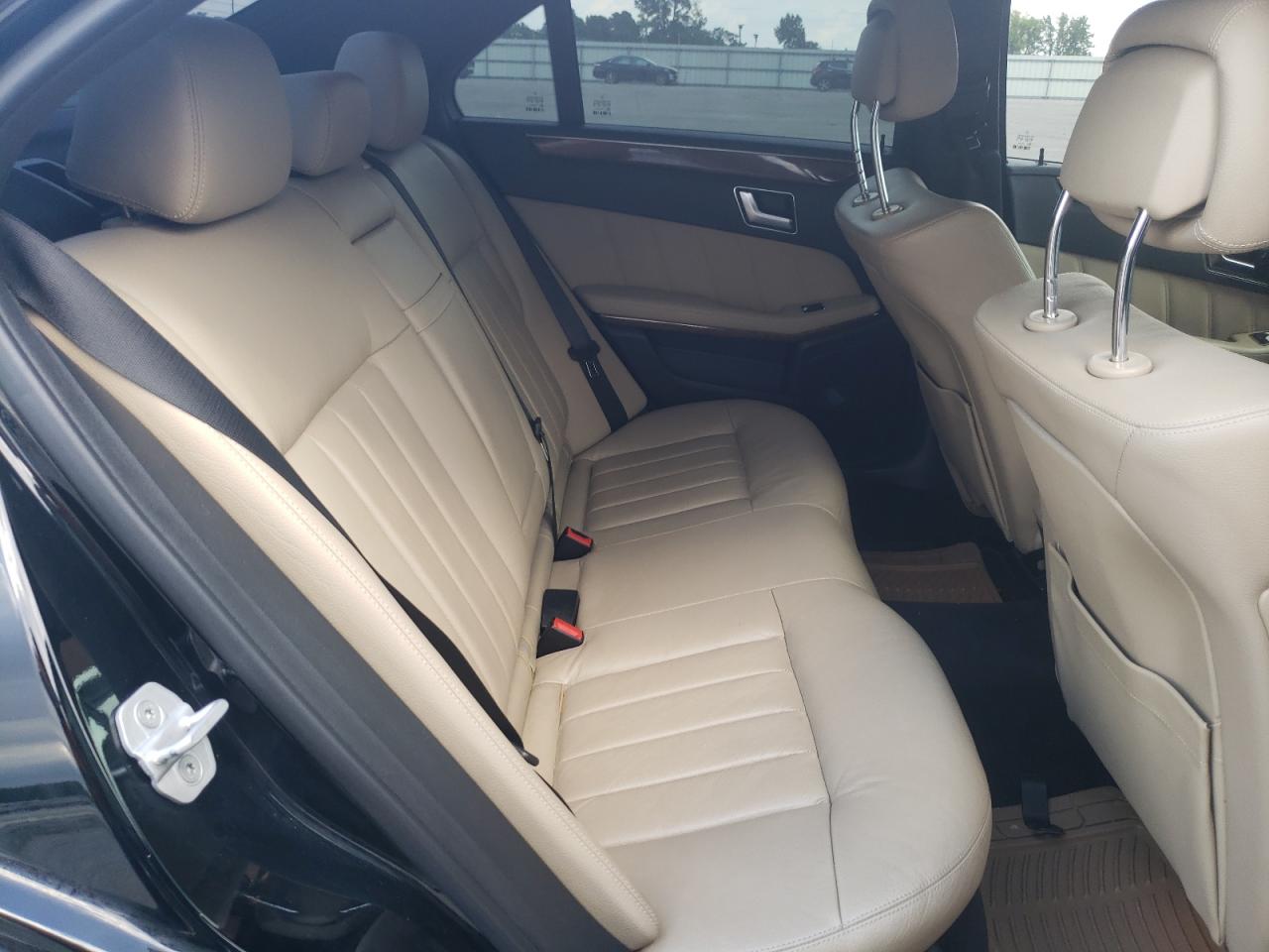 WDDHF5KBXCA642422 2012 Mercedes-Benz E 350