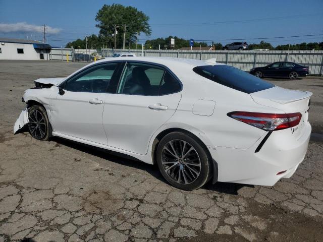 VIN 4T1G11AKXLU958041 2020 Toyota Camry, SE no.2