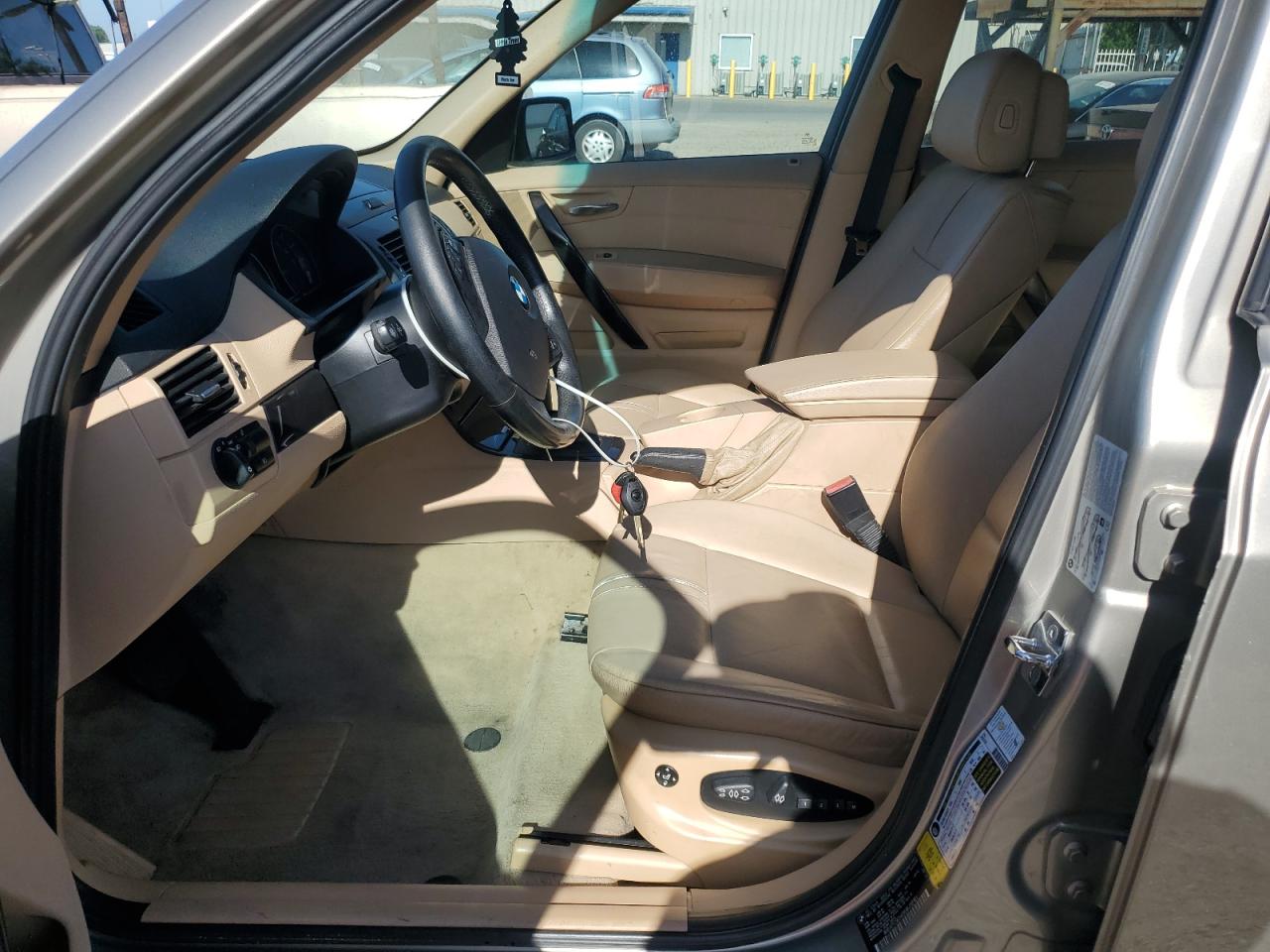 WBXPC93438WJ19181 2008 BMW X3 3.0Si