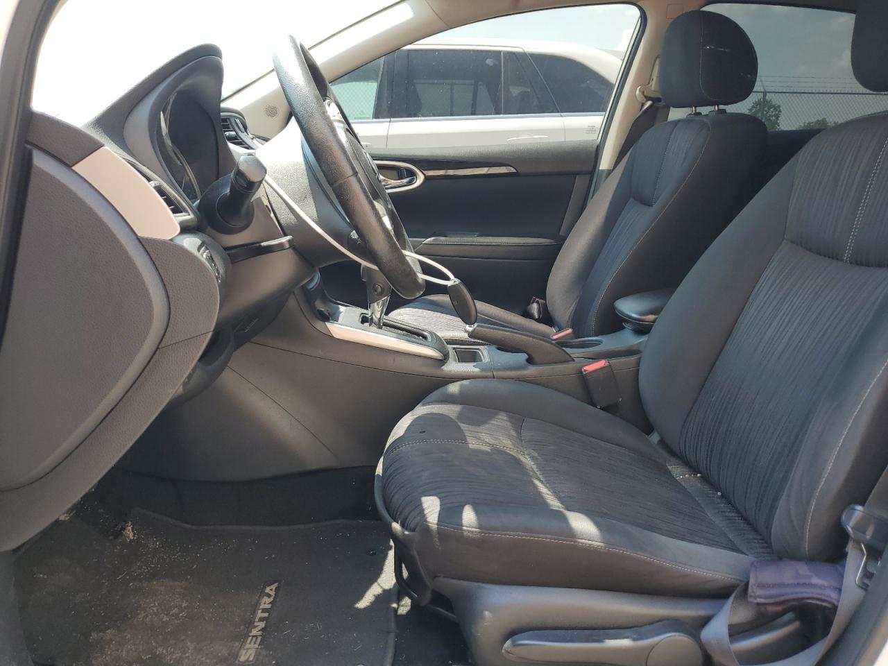 3N1AB7AP8JY209872 2018 Nissan Sentra S