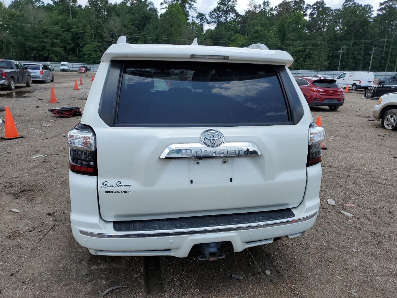 JTEZU5JR5G5116129 2016 Toyota 4Runner Sr5