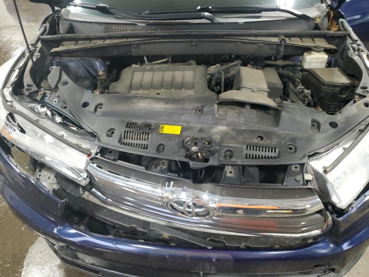 5TDJKRFH1FS076445 2015 Toyota Highlander Xle