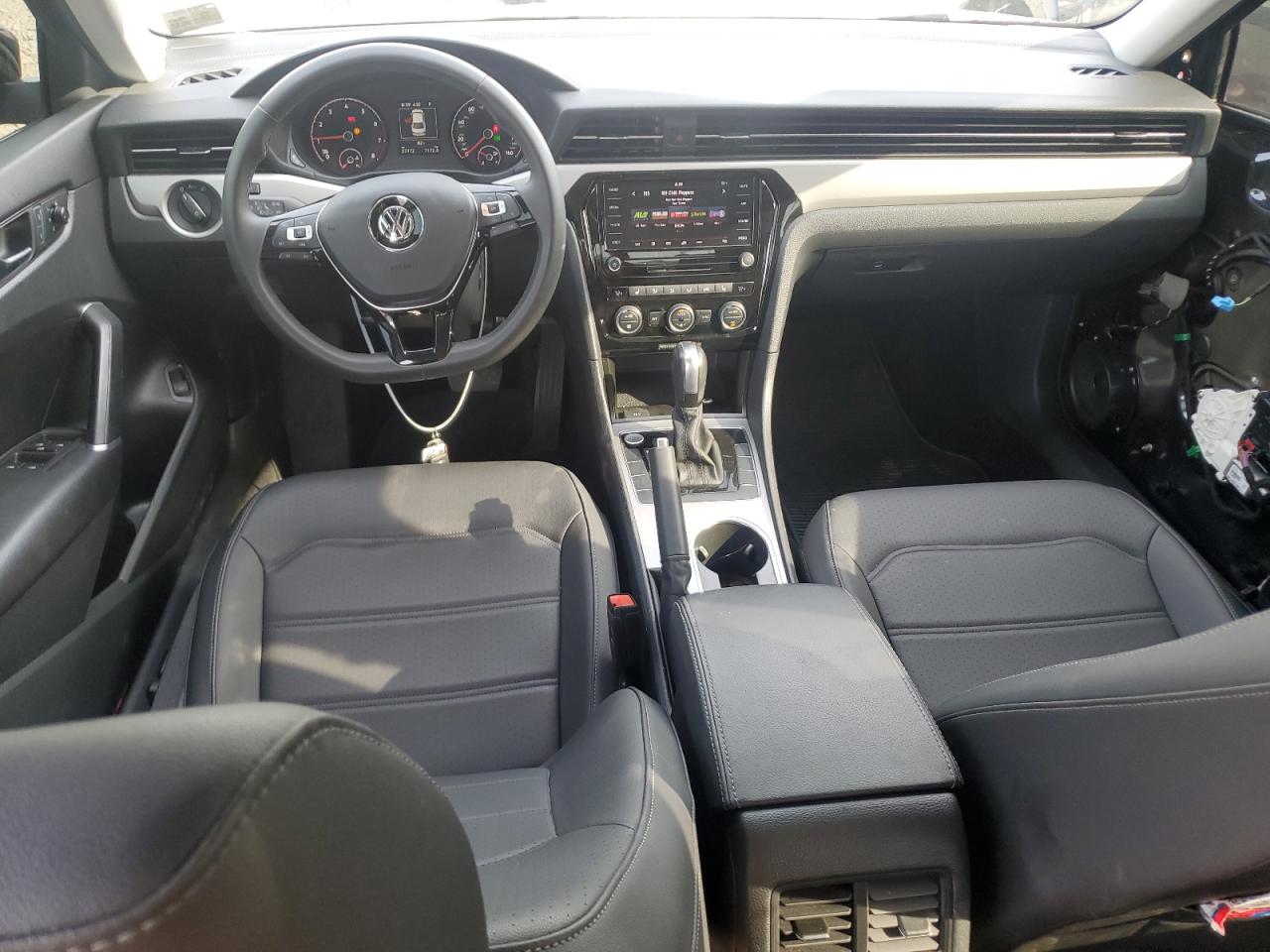 1VWSA7A39MC016397 2021 Volkswagen Passat Se