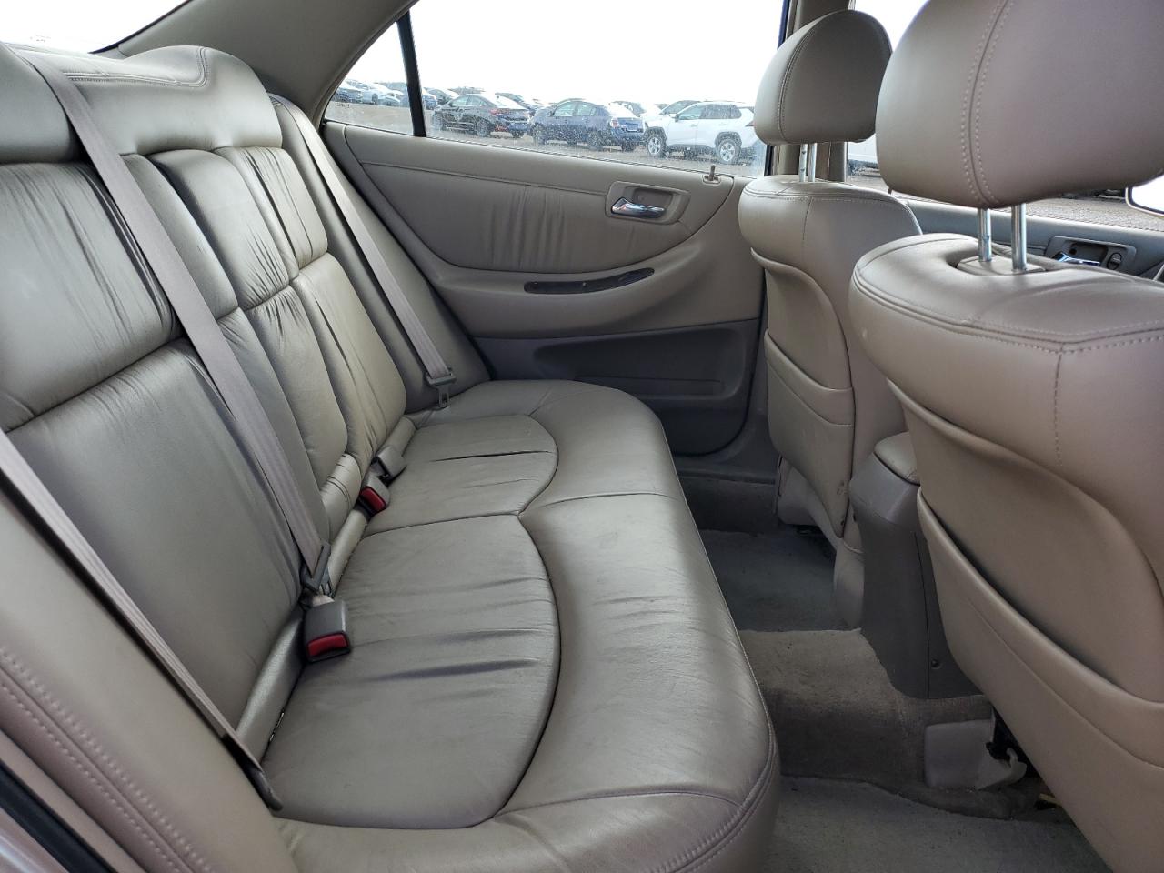 1HGCG5667YA800979 2000 Honda Accord Ex