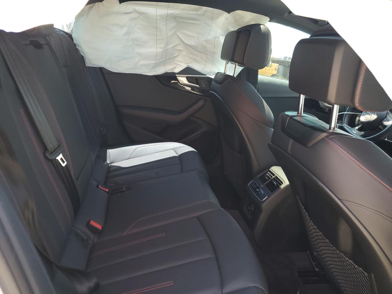 WAUFNAF49JA093881 2018 Audi A4 Prestige