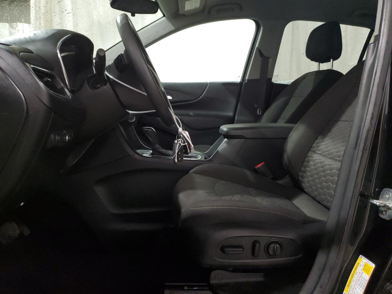 2GNAXUEV0L6138152 2020 Chevrolet Equinox Lt