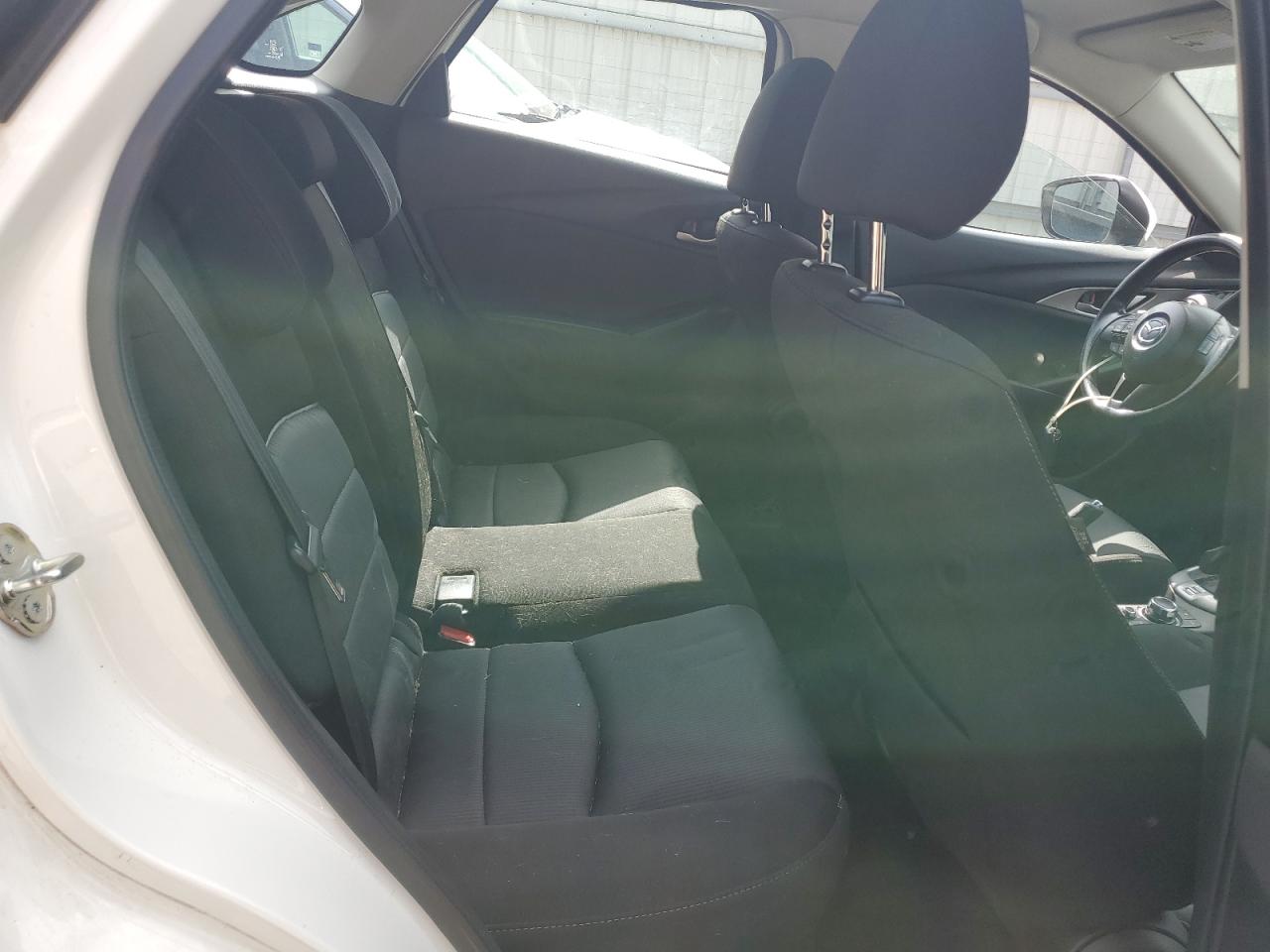 JM1DKFB75H0163876 2017 Mazda Cx-3 Sport