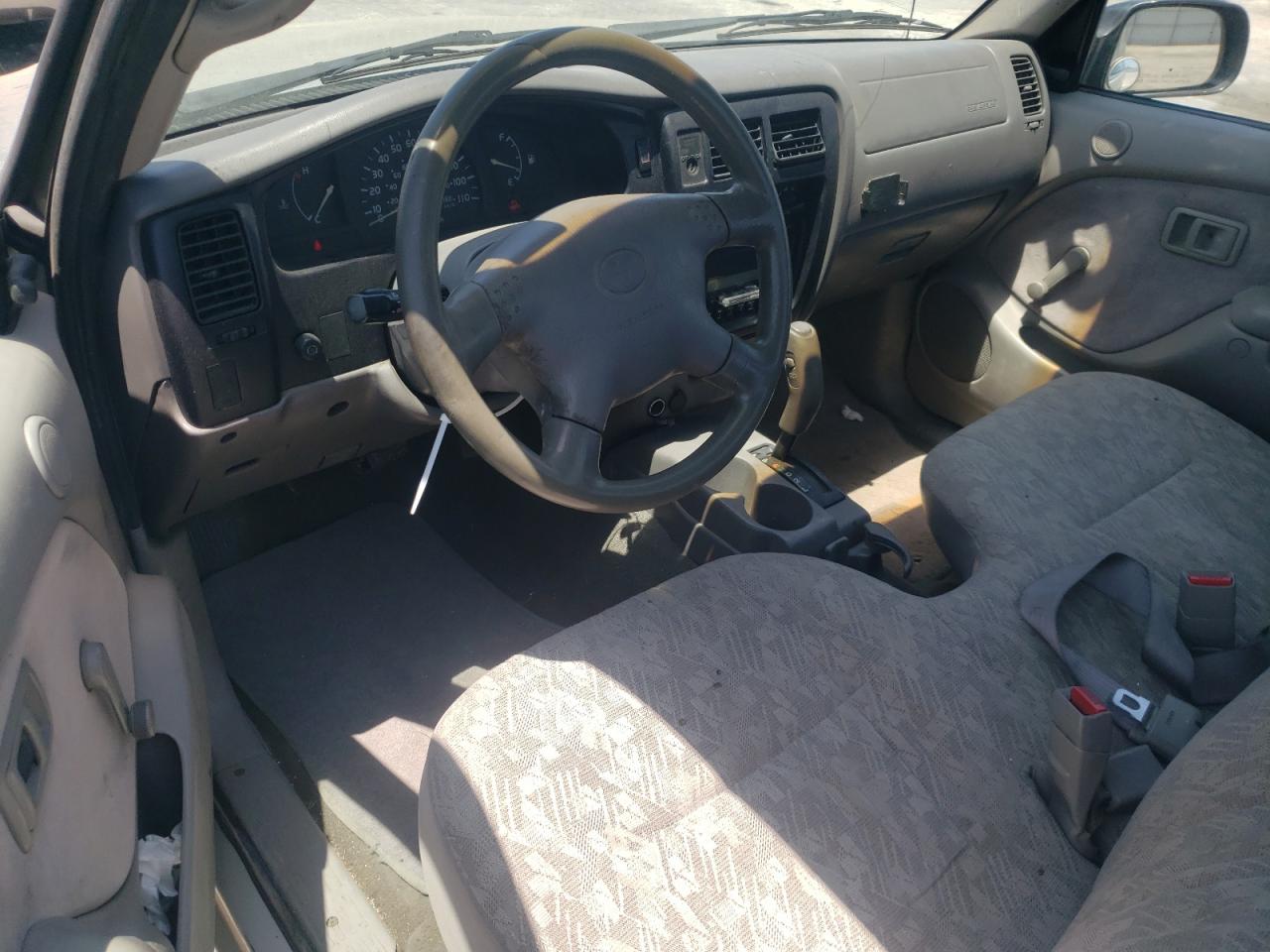 5TENL42N32Z114820 2002 Toyota Tacoma