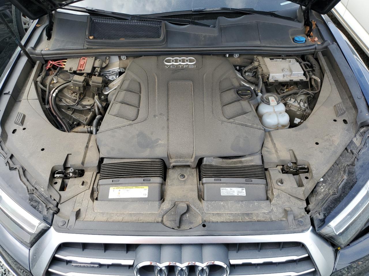 WA1VAAF7XJD010925 2018 Audi Q7 Prestige