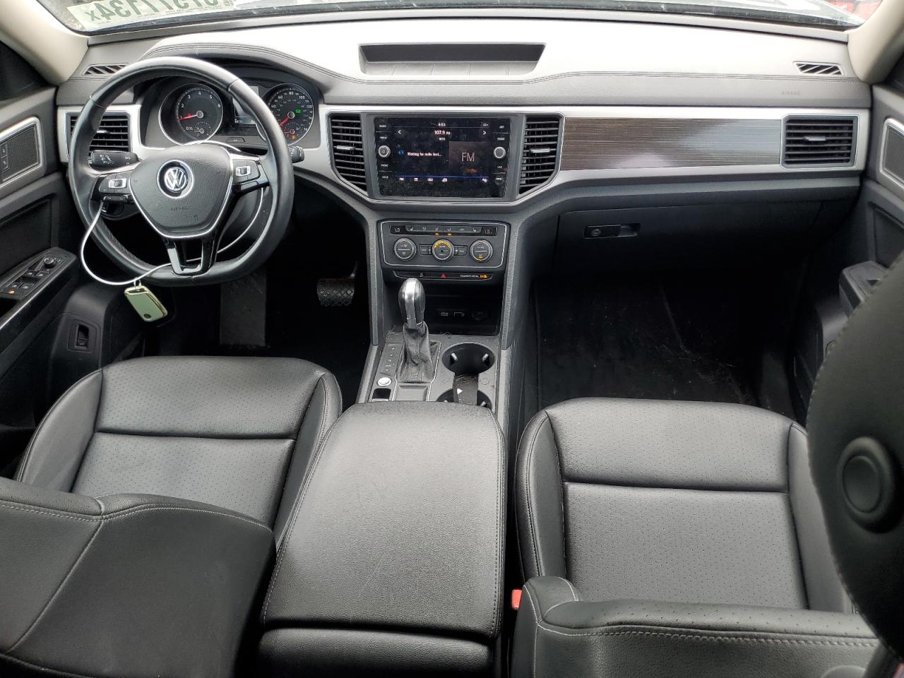 1V2WR2CAXKC536745 2019 Volkswagen Atlas Se