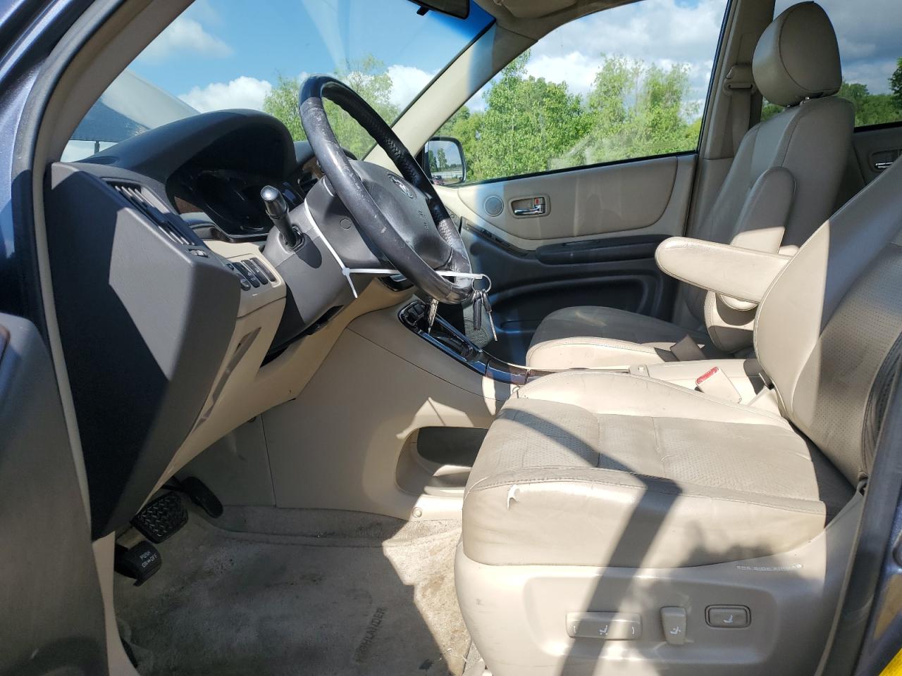 JTEHF21A930109352 2003 Toyota Highlander Limited