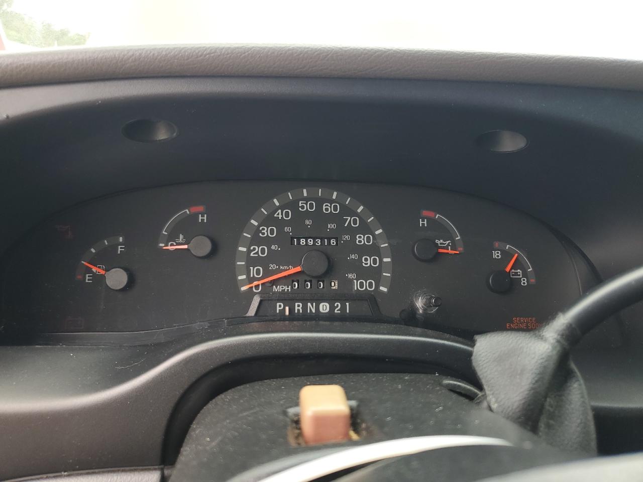 1FTPE24L1WHA18856 1998 Ford Econoline E250 Van